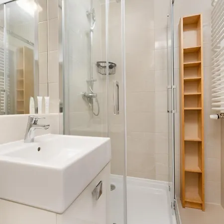 Апартаменты Klasyczny Z Balkonem We Wroclawiu By Renters *